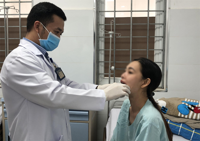 Phẫu thuật thành công ca nang nhái dưới lưỡi hiếm gặp