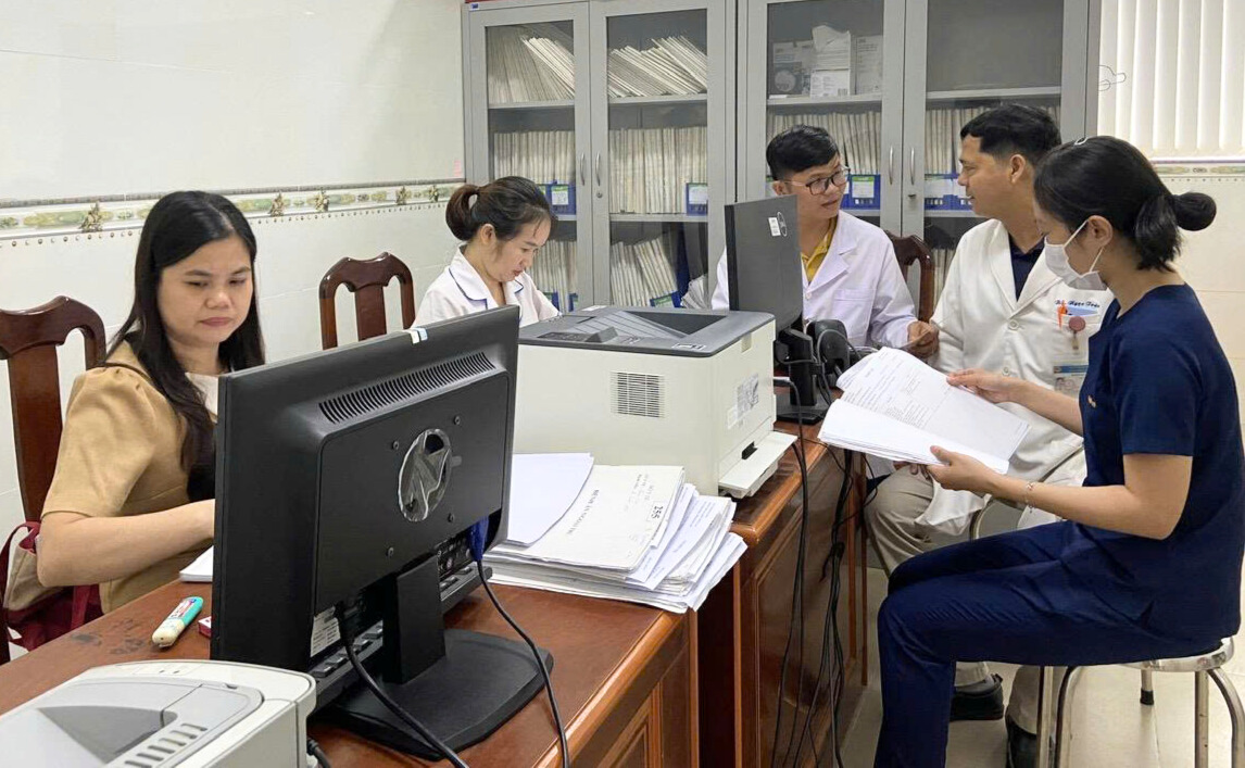 Tăng cường hỗ trợ kỹ thuật, nâng cao năng lực điều trị HIV/AIDS tại cơ sở