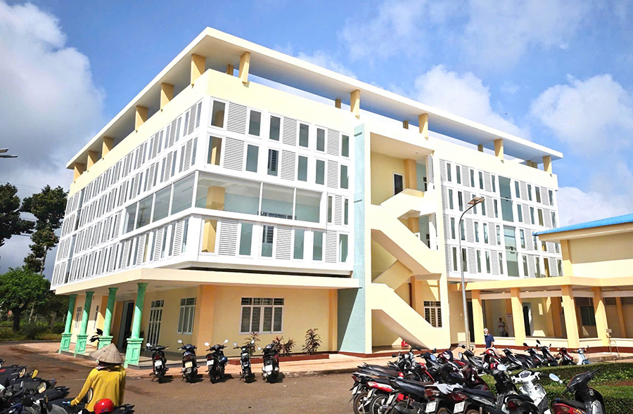 Trung tâm Y tế khu vực Cẩm Mỹ đưa vào hoạt động tòa nhà khám bệnh mới