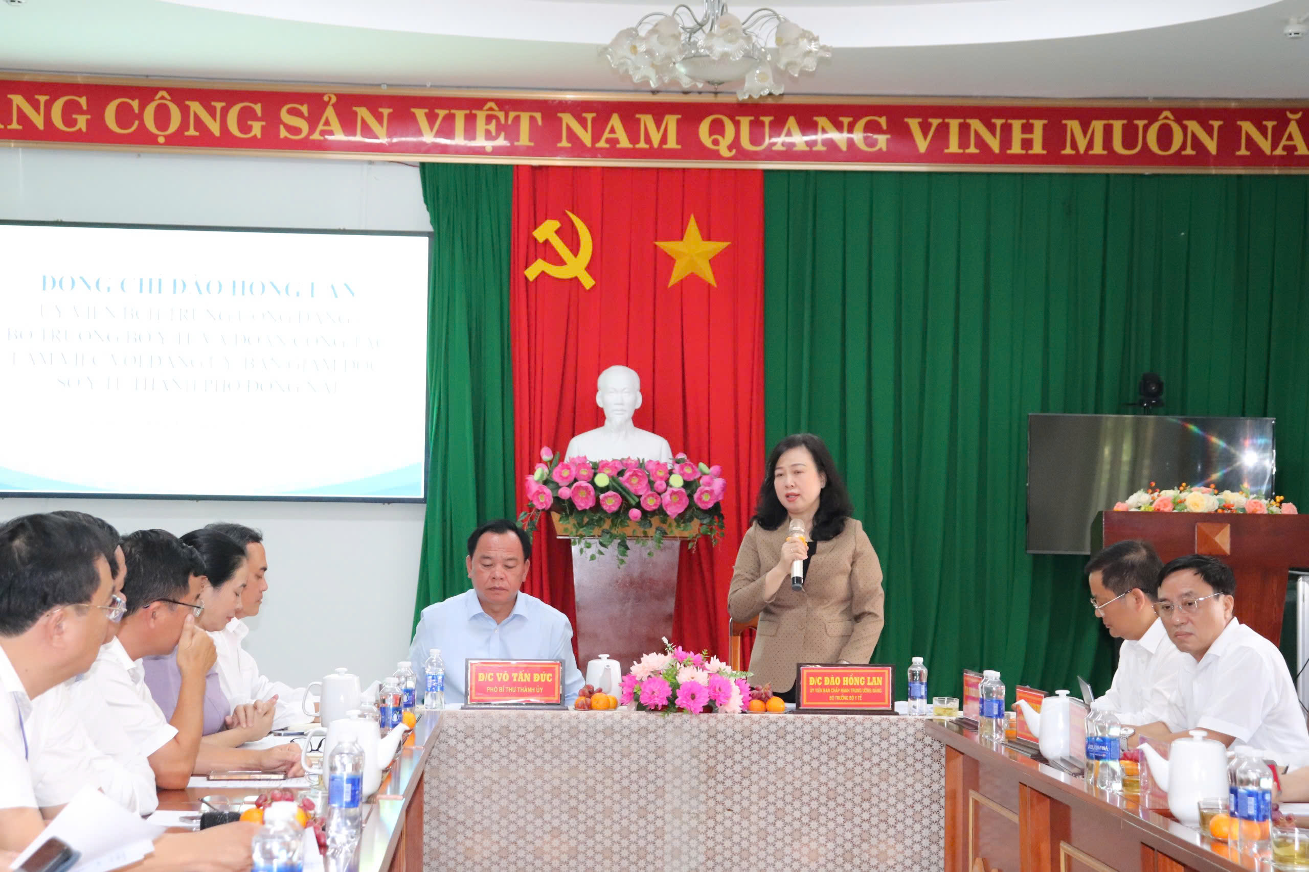 Bộ trưởng Bộ Y tế Đào Hồng Lan: Ngành Y tế Đồng Nai không để thiếu thuốc, vật tư y tế phục vụ người dân