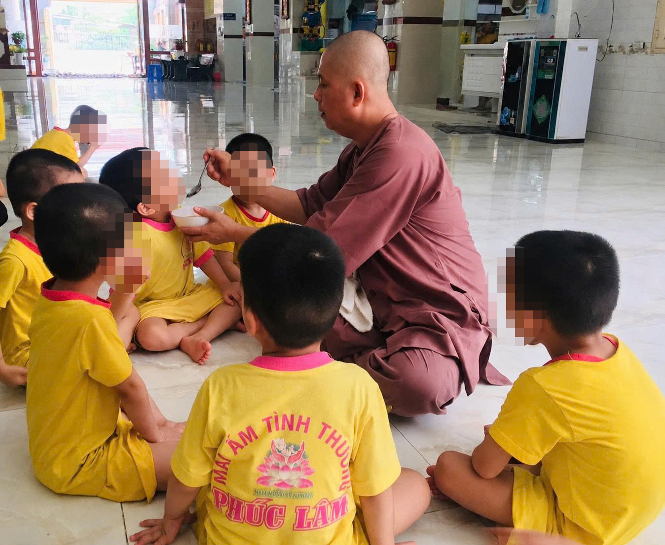 Những mái ấm thắp sáng hy vọng cho người yếu thế