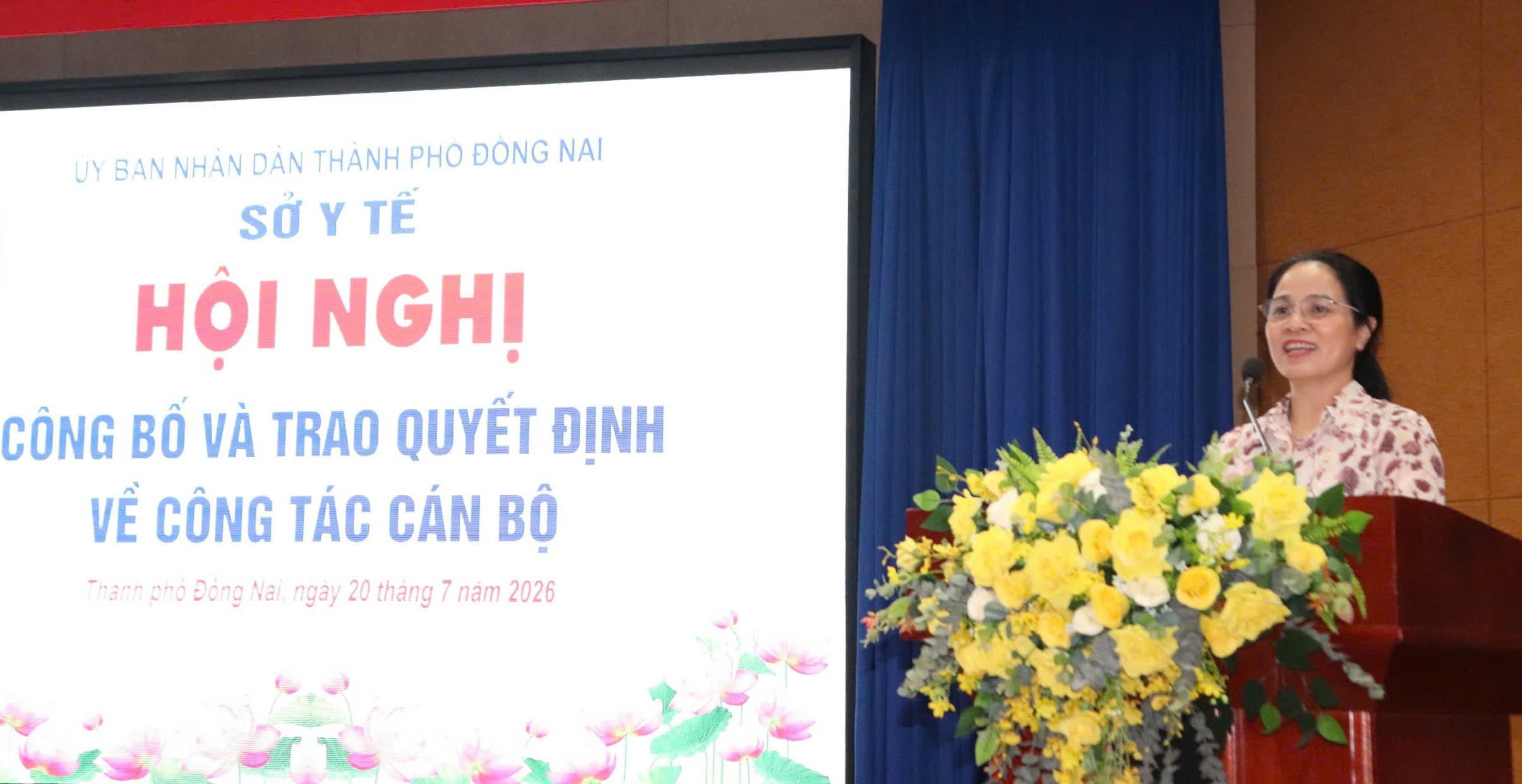 Sở Y tế thành phố Đồng Nai trao quyết định nghỉ hưu Giám đốc, giao phụ trách điều hành Bệnh viện Đa khoa Đồng Nai